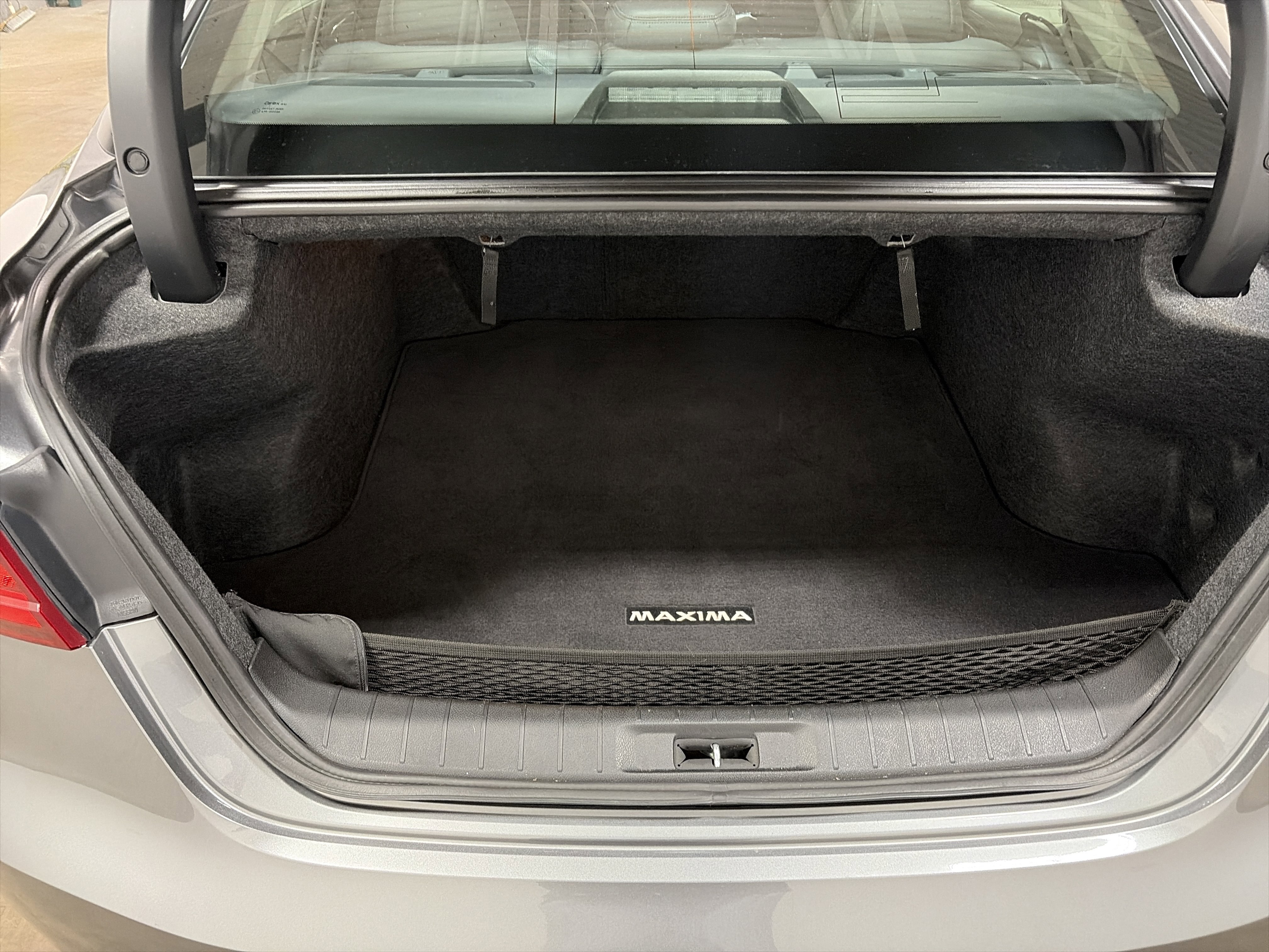 Used 2016 Nissan Maxima SR image 29