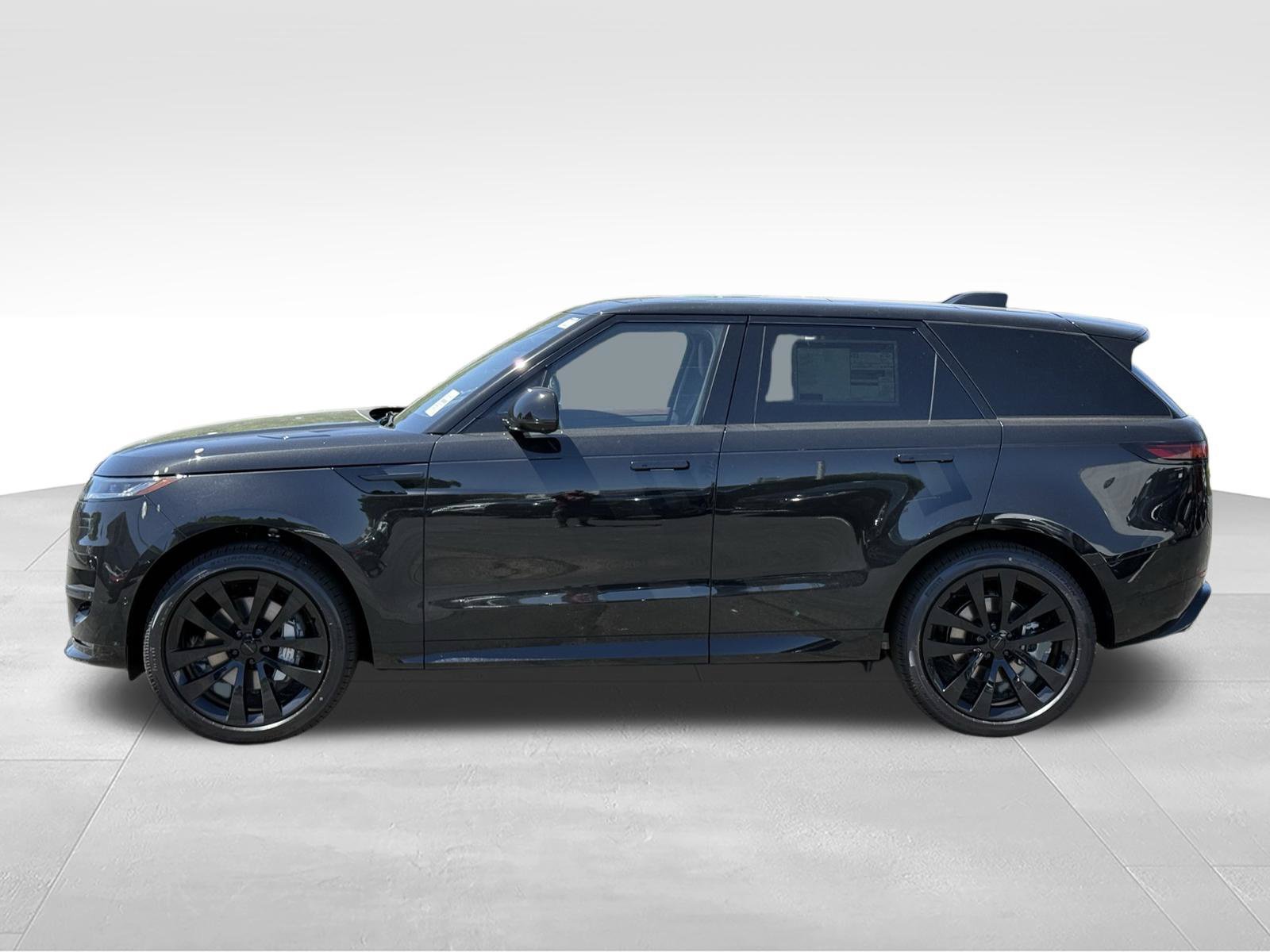 New 2026 Land Rover Range Rover Sport Dynamic SE AWD/4WD image 2