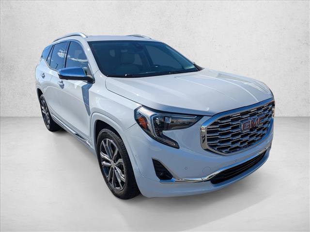 Used 2020 GMC Terrain Denali w/ Denali Premium Package image 3