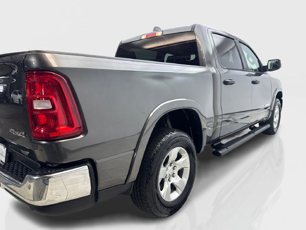 Used 2025 RAM 1500 Big Horn AWD/4WD image 14