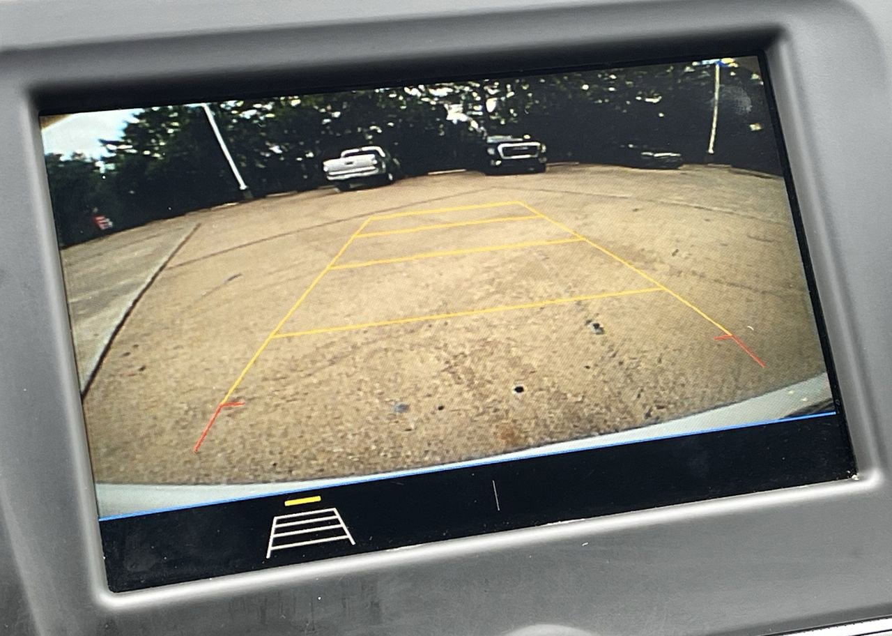Used 2019 Chevrolet Equinox LT FWD image 16