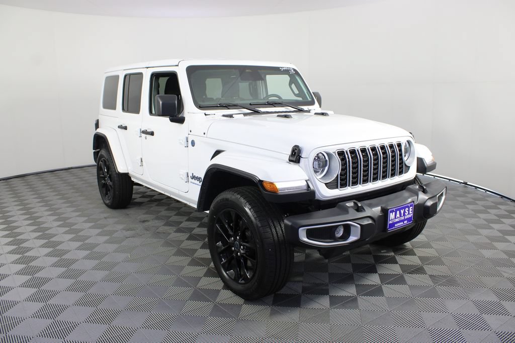 Used 2025 Jeep Wrangler Unlimited Sahara w/ Safety Group AWD/4WD image 24
