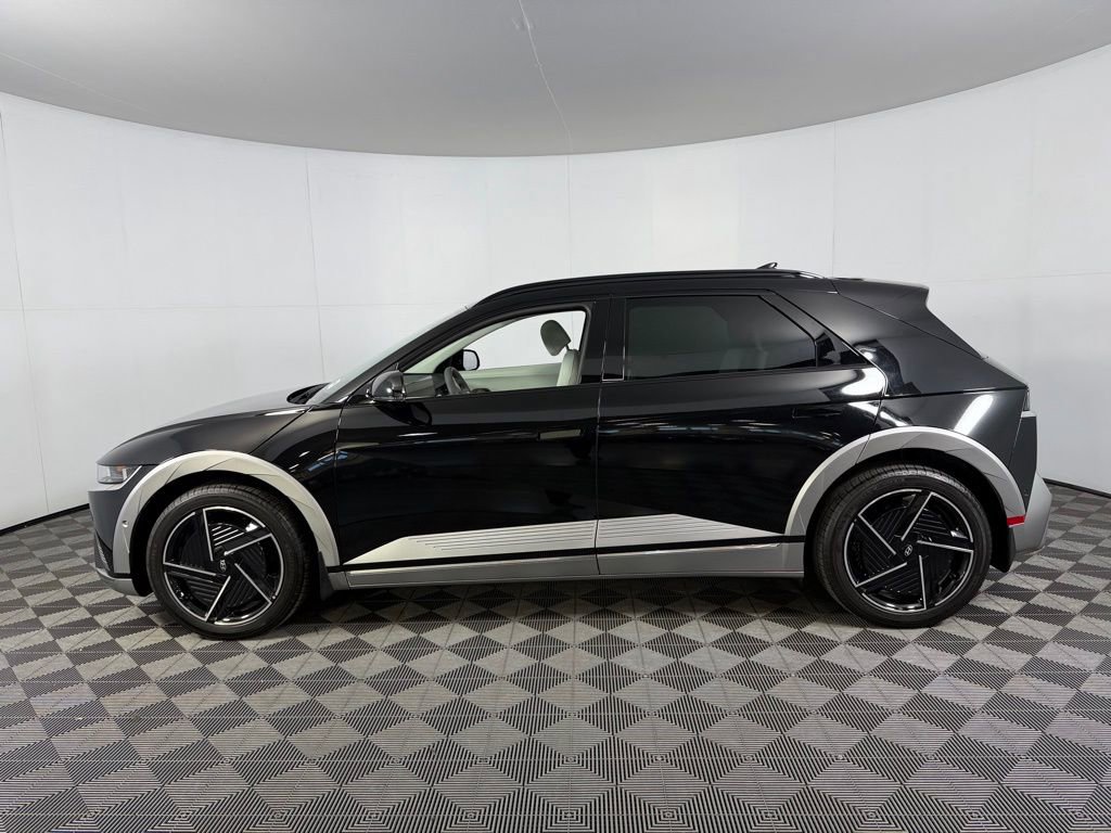 Used 2026 Hyundai Ioniq 5 Limited image 8