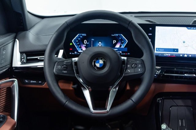 New 2027 BMW X2 xDrive28i AWD/4WD image 17