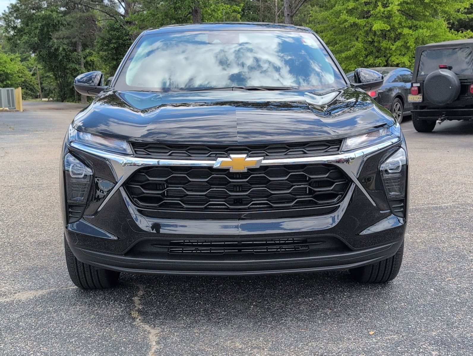 New 2026 Chevrolet Trax LS w/ LS Convenience Package FWD image 9