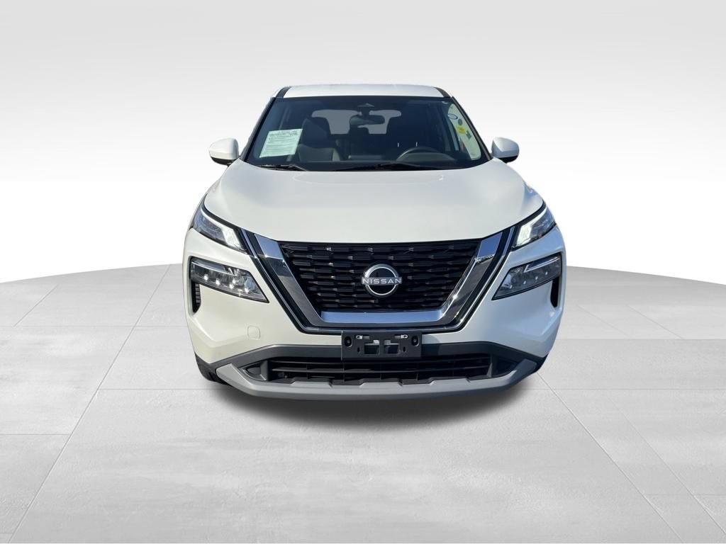 Used 2023 Nissan Rogue SV AWD/4WD image 3