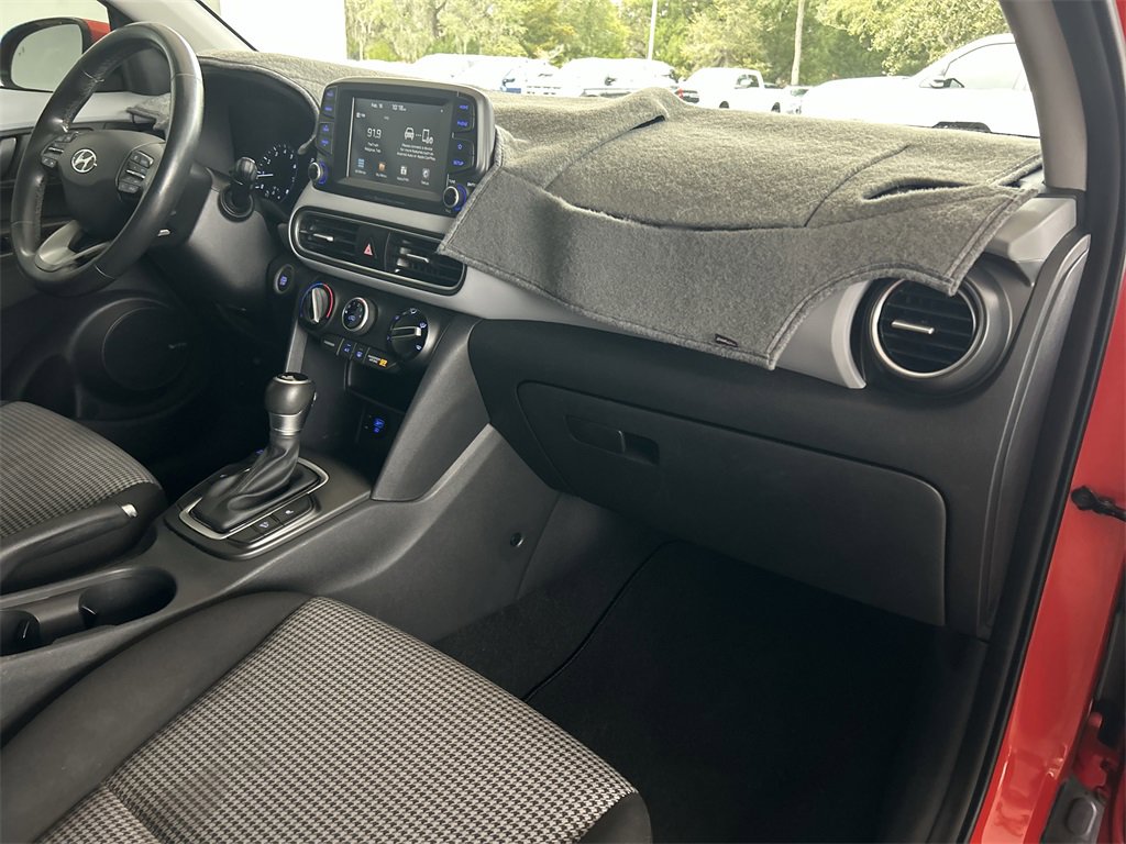Used 2019 Hyundai Kona SEL w/ SEL Tech Package 02 image 32