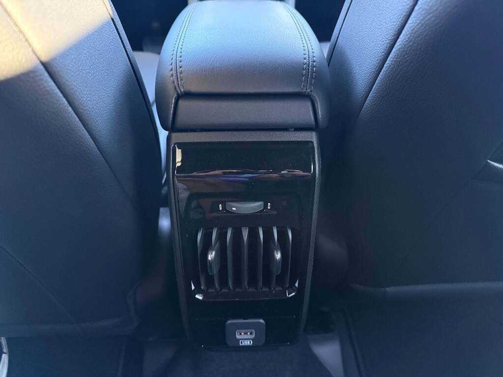 New 2026 Jeep Compass Latitude image 23