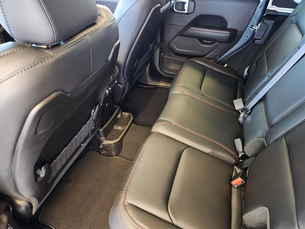 New 2026 Jeep Wrangler Unlimited Rubicon 392 image 8