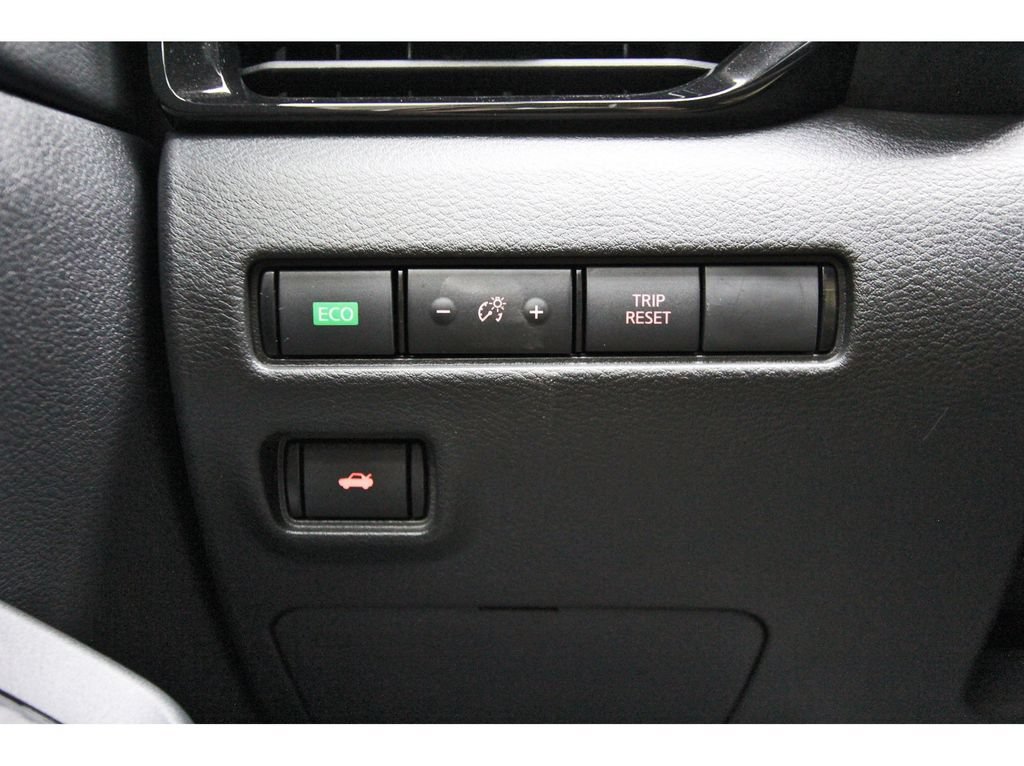Used 2025 Nissan Sentra SV w/ All-Weather Package FWD image 22