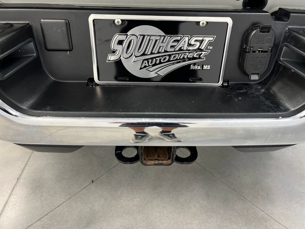 Used 2024 RAM 2500 Big Horn AWD/4WD image 36