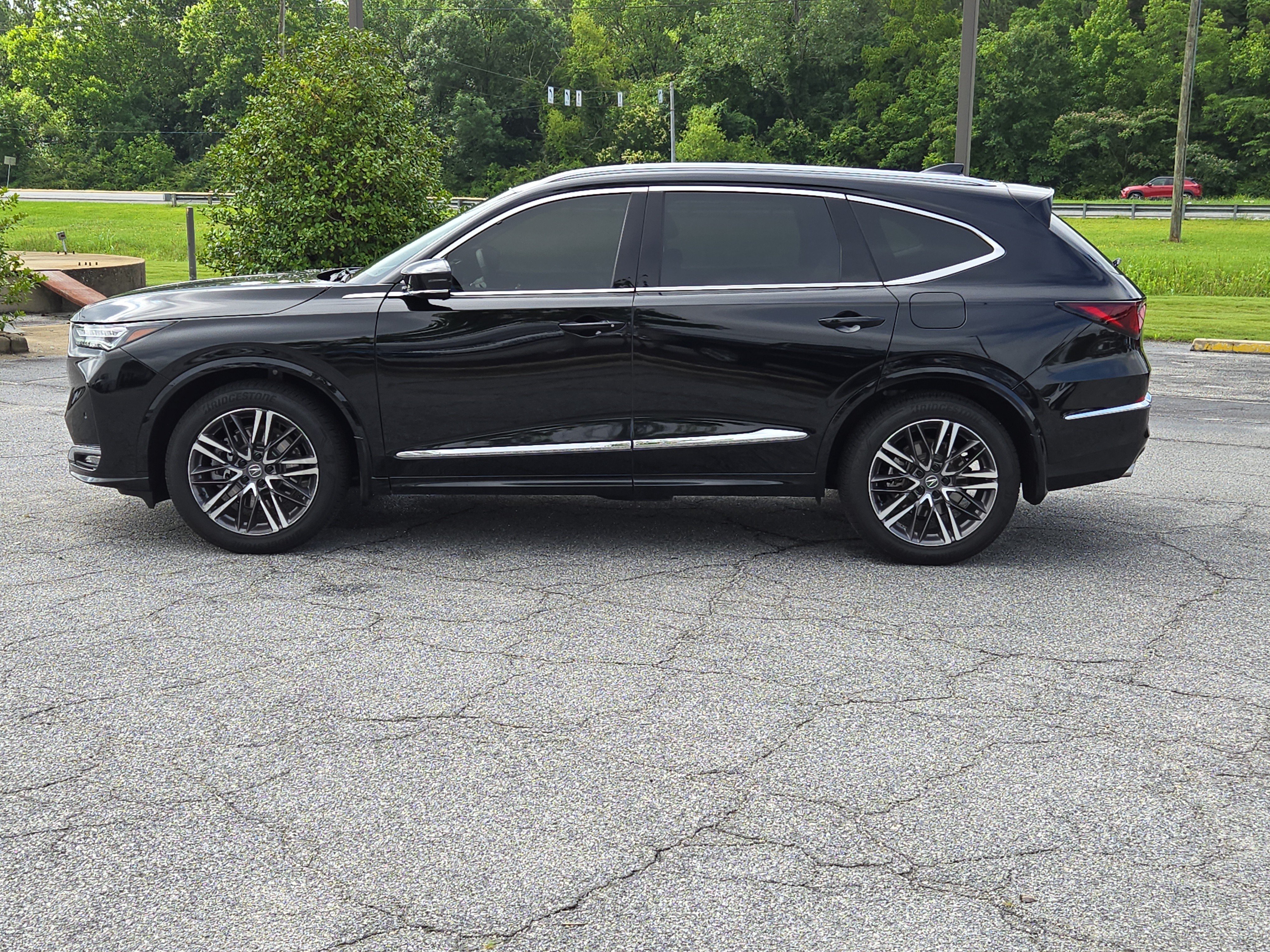 Used 2025 Acura MDX SH-AWD w/ Advance Package image 14