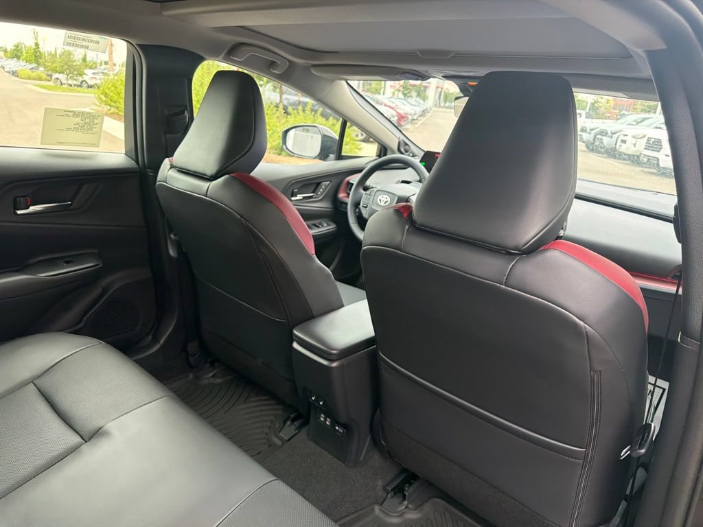 New 2026 Toyota Prius Plug-In Hybrid FWD image 16