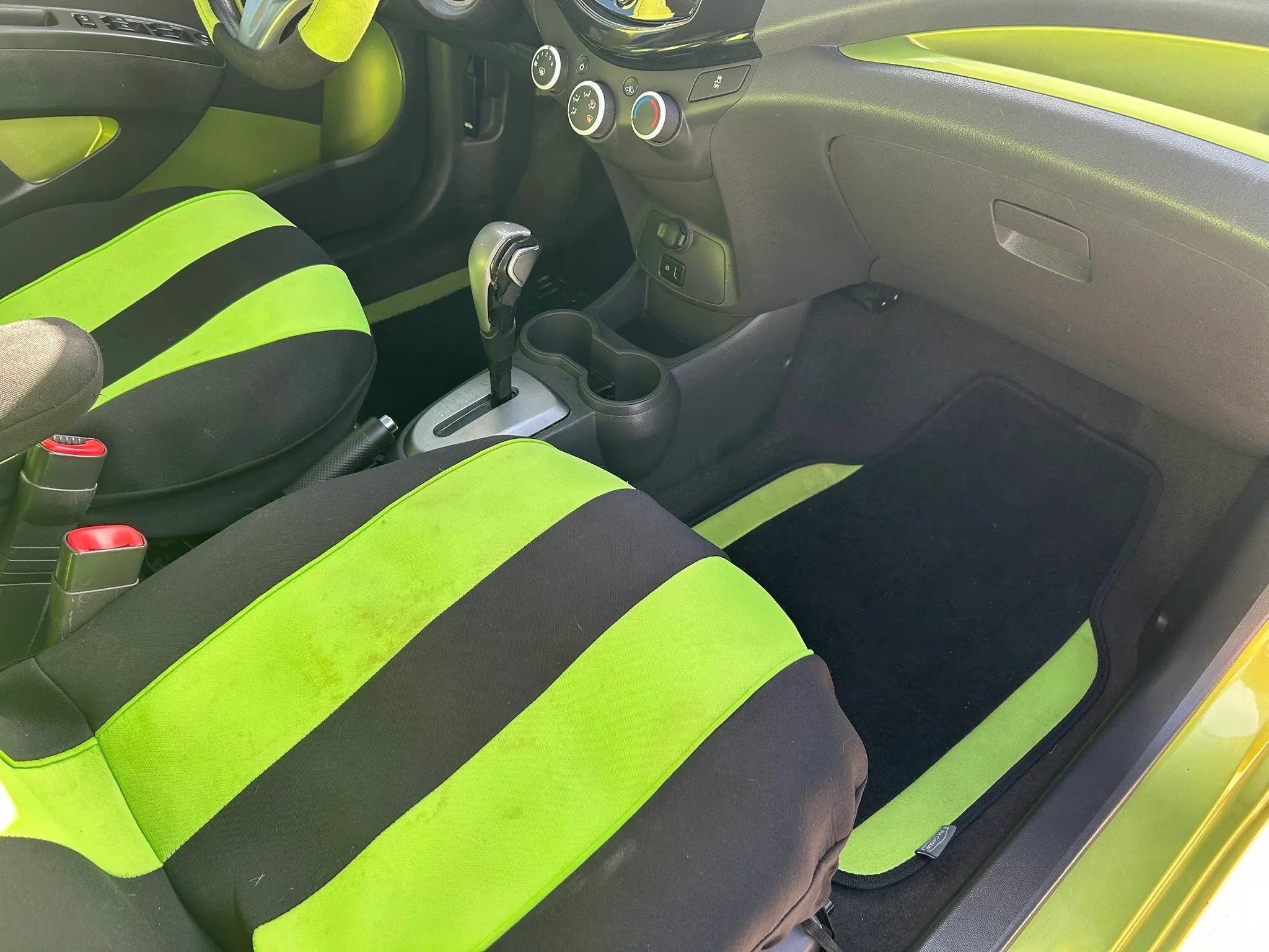 Used 2013 Chevrolet Spark LT FWD image 14