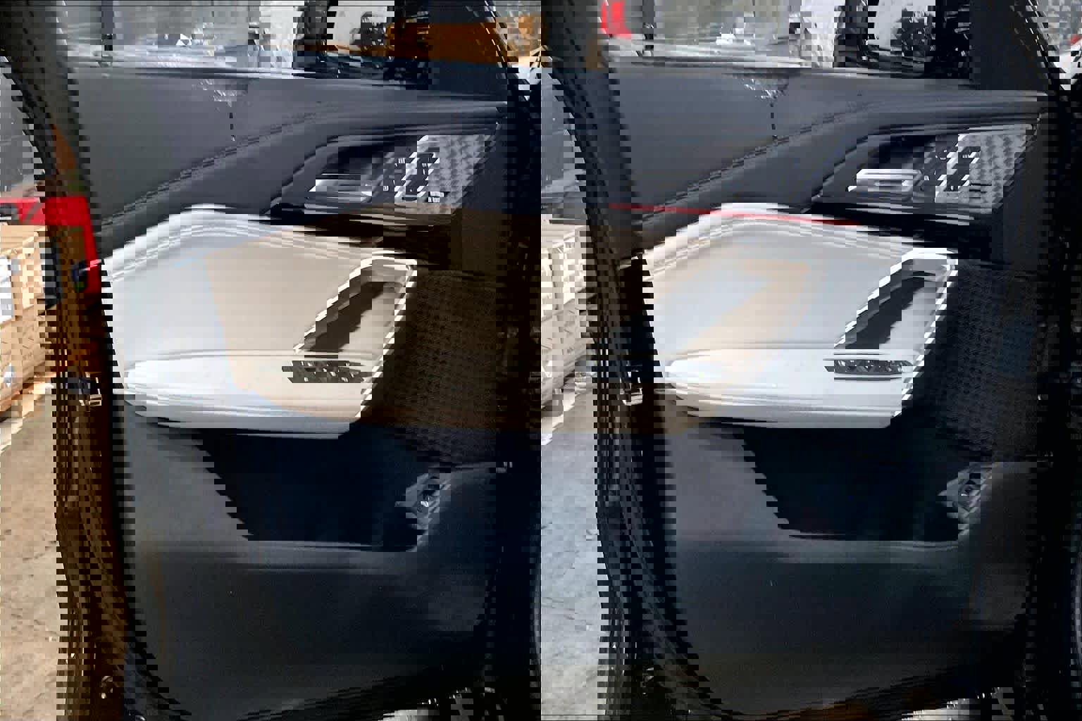 Used 2023 BMW X1 xDrive28i w/ Premium Package image 25