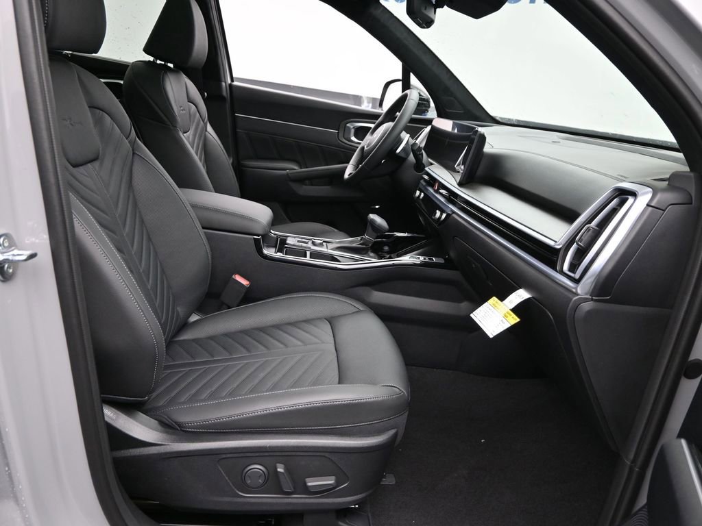 Used 2025 Kia Sorento SX Prestige image 7