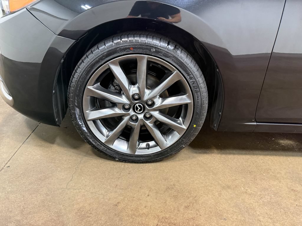 Used 2018 MAZDA MAZDA3 Touring FWD image 85