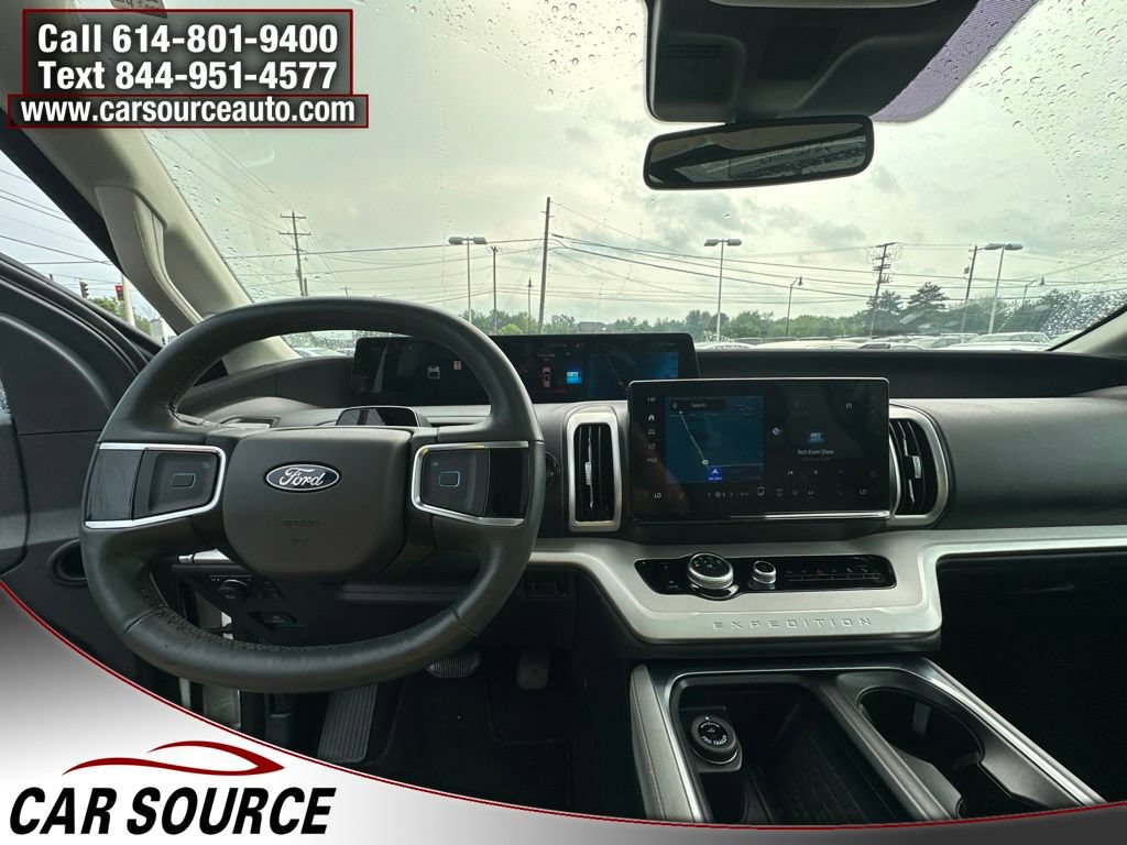 Used 2025 Ford Expedition Max Active AWD/4WD image 16