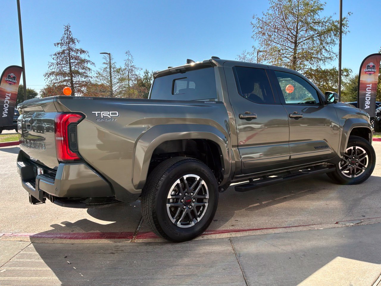 Used 2024 Toyota Tacoma TRD Sport w/ TRD Sport Premium Package RWD image 6