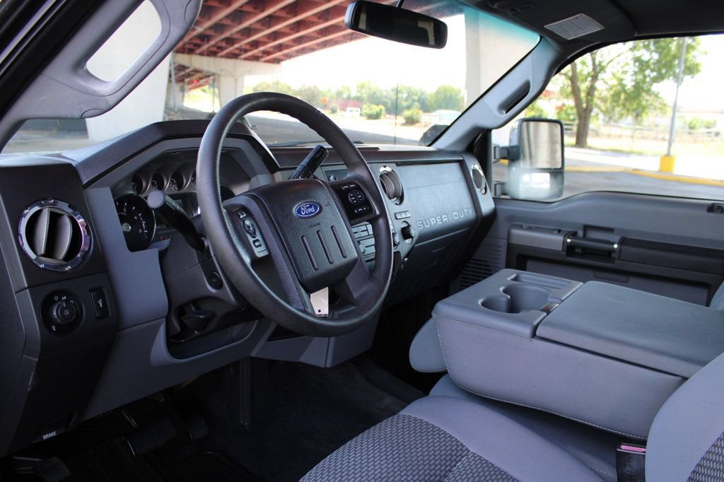 Used 2011 Ford F250 XLT w/ XLT Premium Pkg AWD/4WD image 9