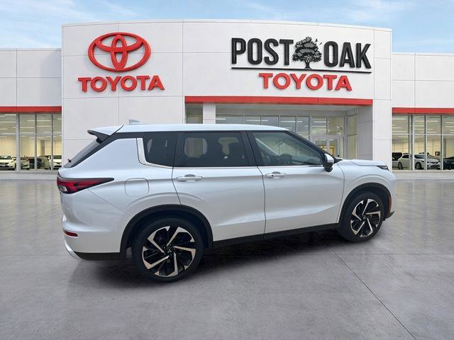 Used 2022 Mitsubishi Outlander SE FWD image 5