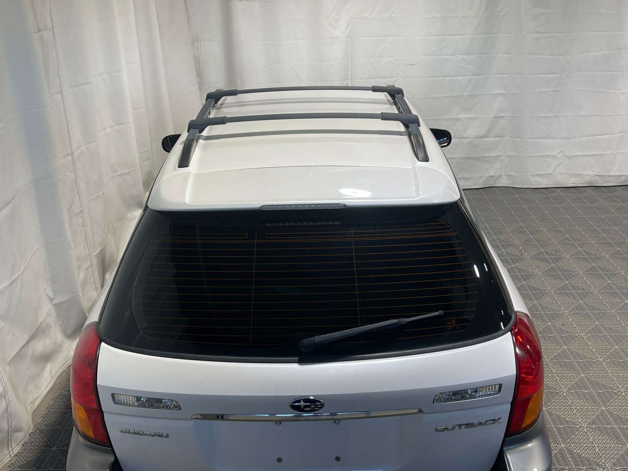 Used 2005 Subaru Outback 2.5i image 9