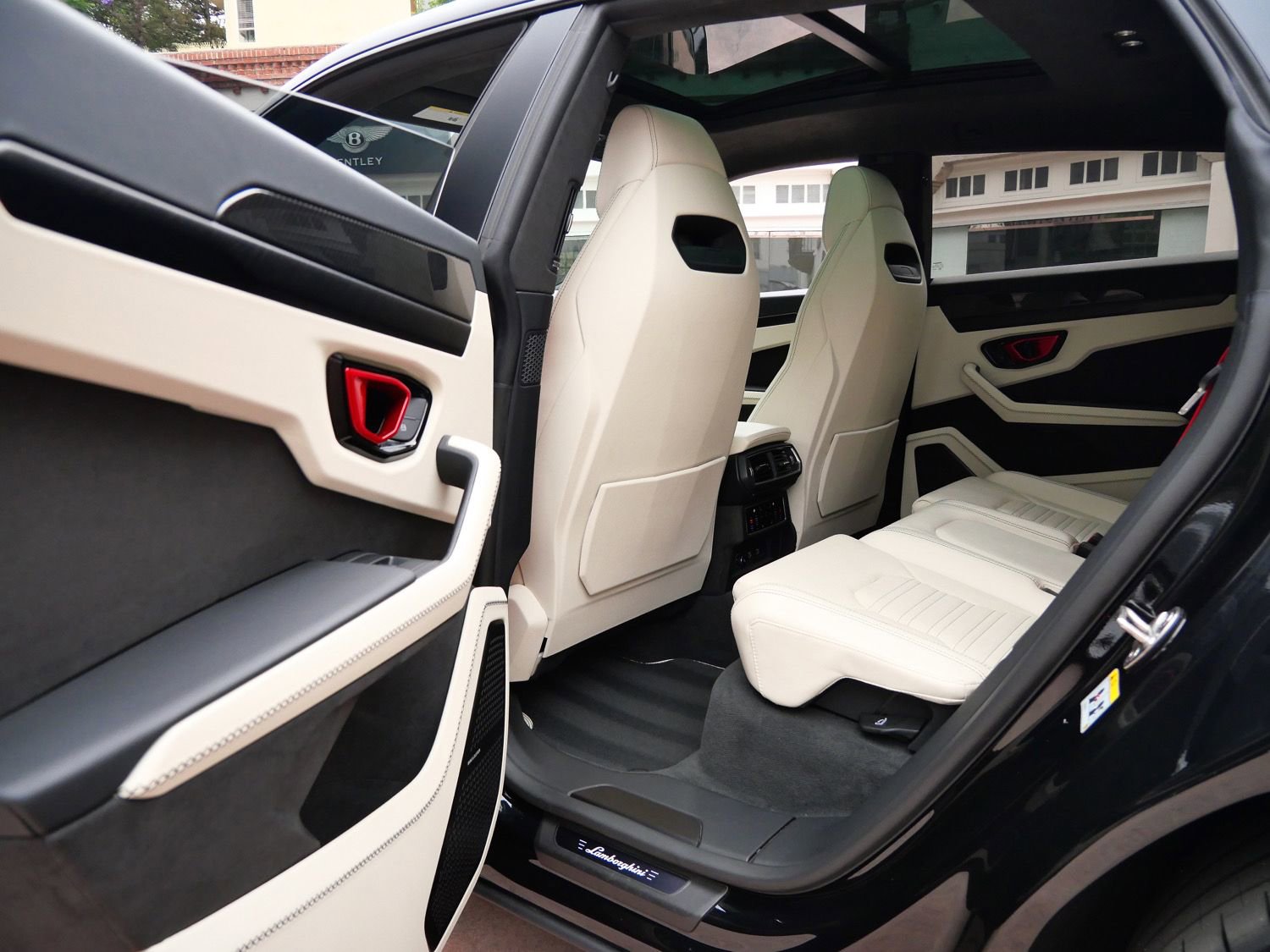 Used 2025 Lamborghini Urus S AWD/4WD image 20