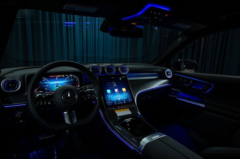 New 2026 Mercedes-Benz GLC 300 image 13