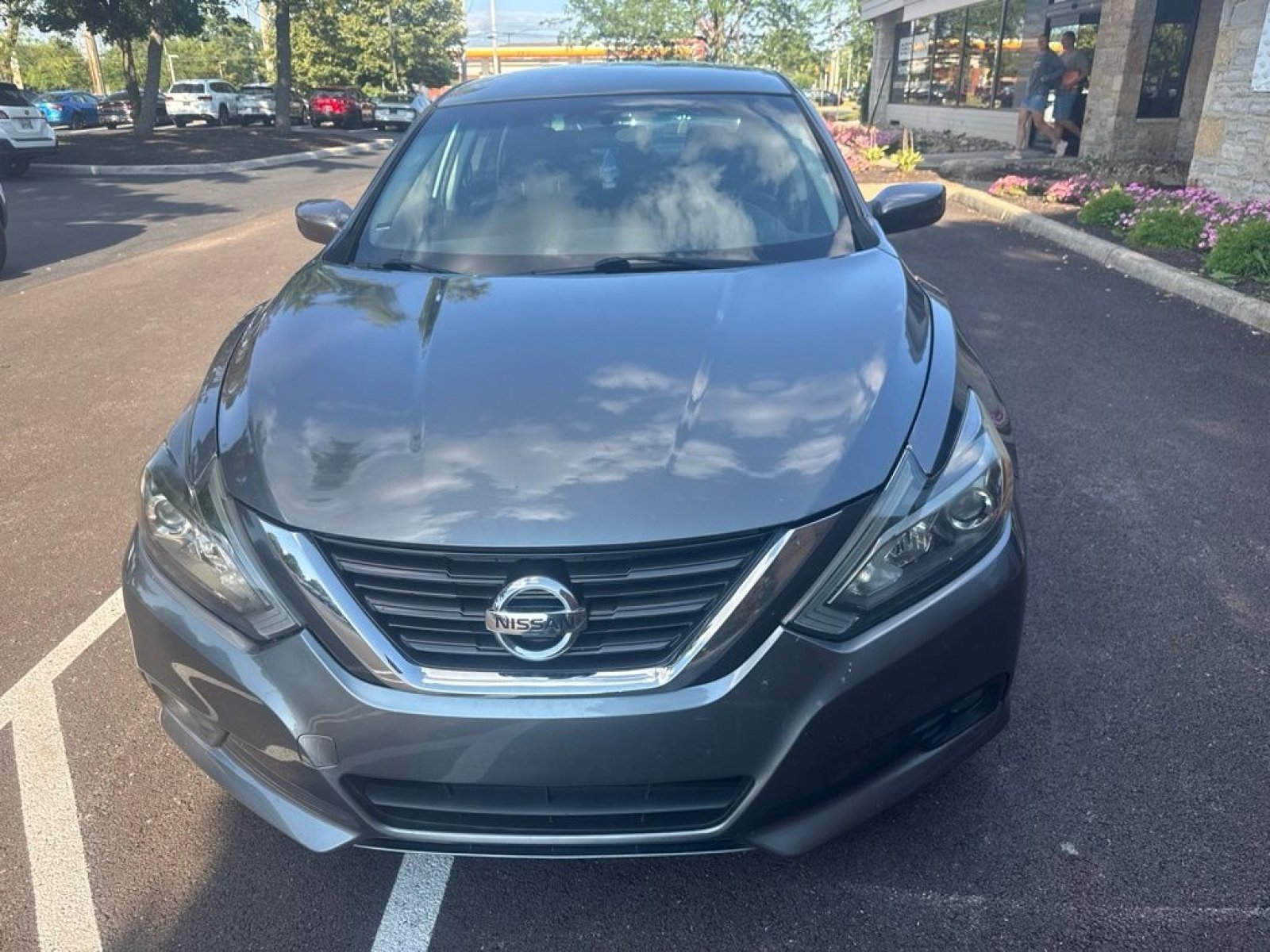 Used 2016 Nissan Altima 2.5 SR FWD image 8