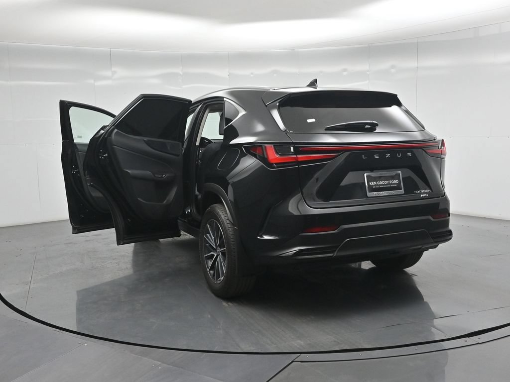 Used 2025 Lexus NX 350h AWD w/ Cold Area Package image 32