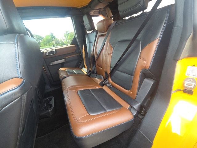 Used 2021 Ford Bronco Outer Banks AWD/4WD image 16