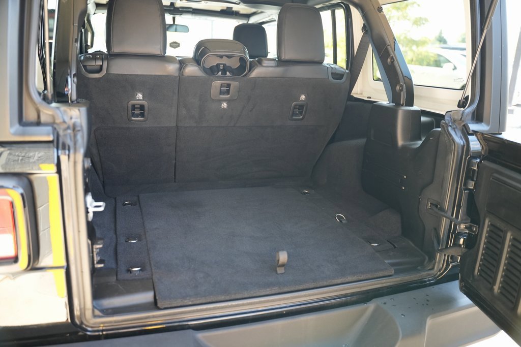 Used 2021 Jeep Wrangler Unlimited Sport image 32