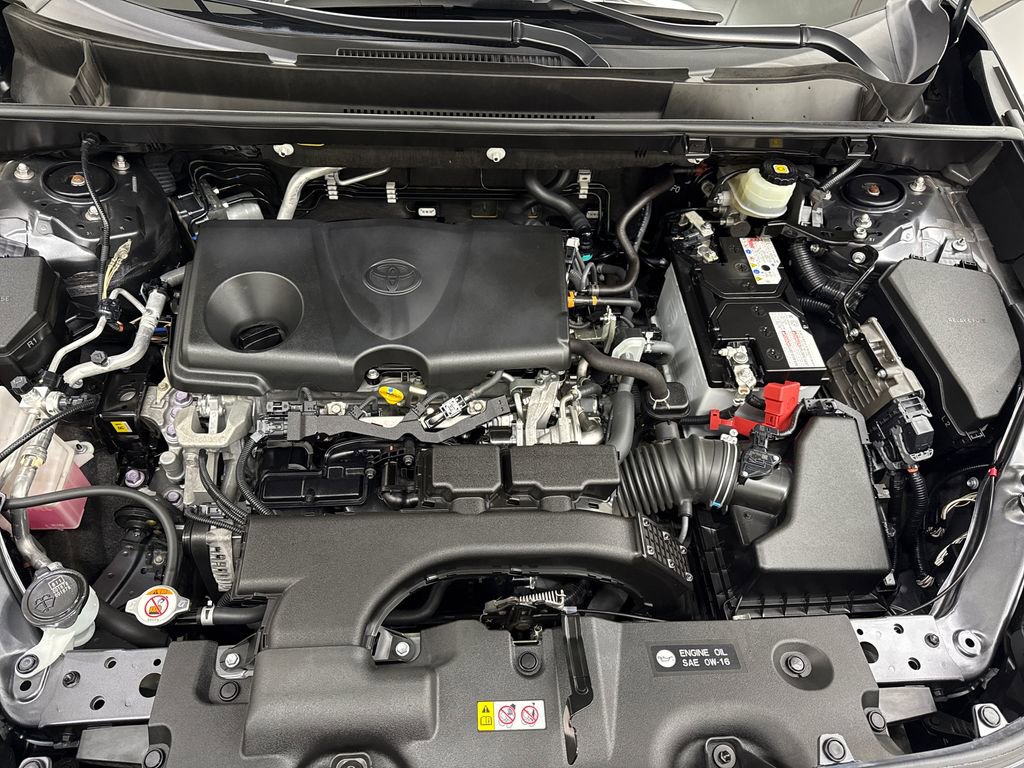 Used 2020 Toyota RAV4 XLE Premium image 11