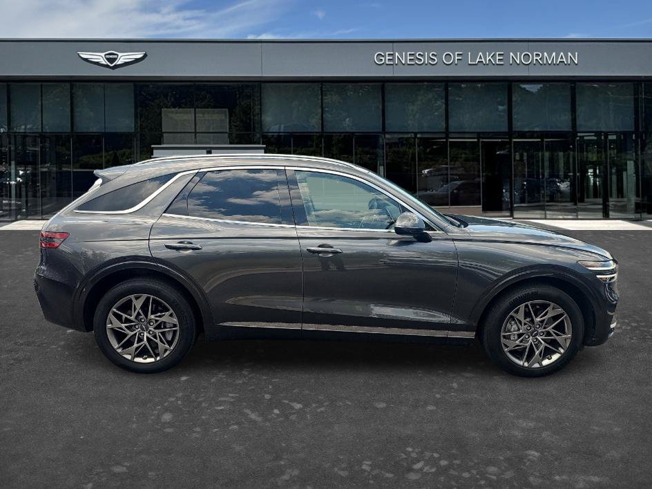 Used 2024 Genesis GV70 2.5T w/ Select Package AWD/4WD image 4