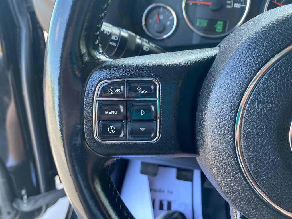 Used 2013 Jeep Wrangler Sahara w/ Dual Top Group AWD/4WD image 24