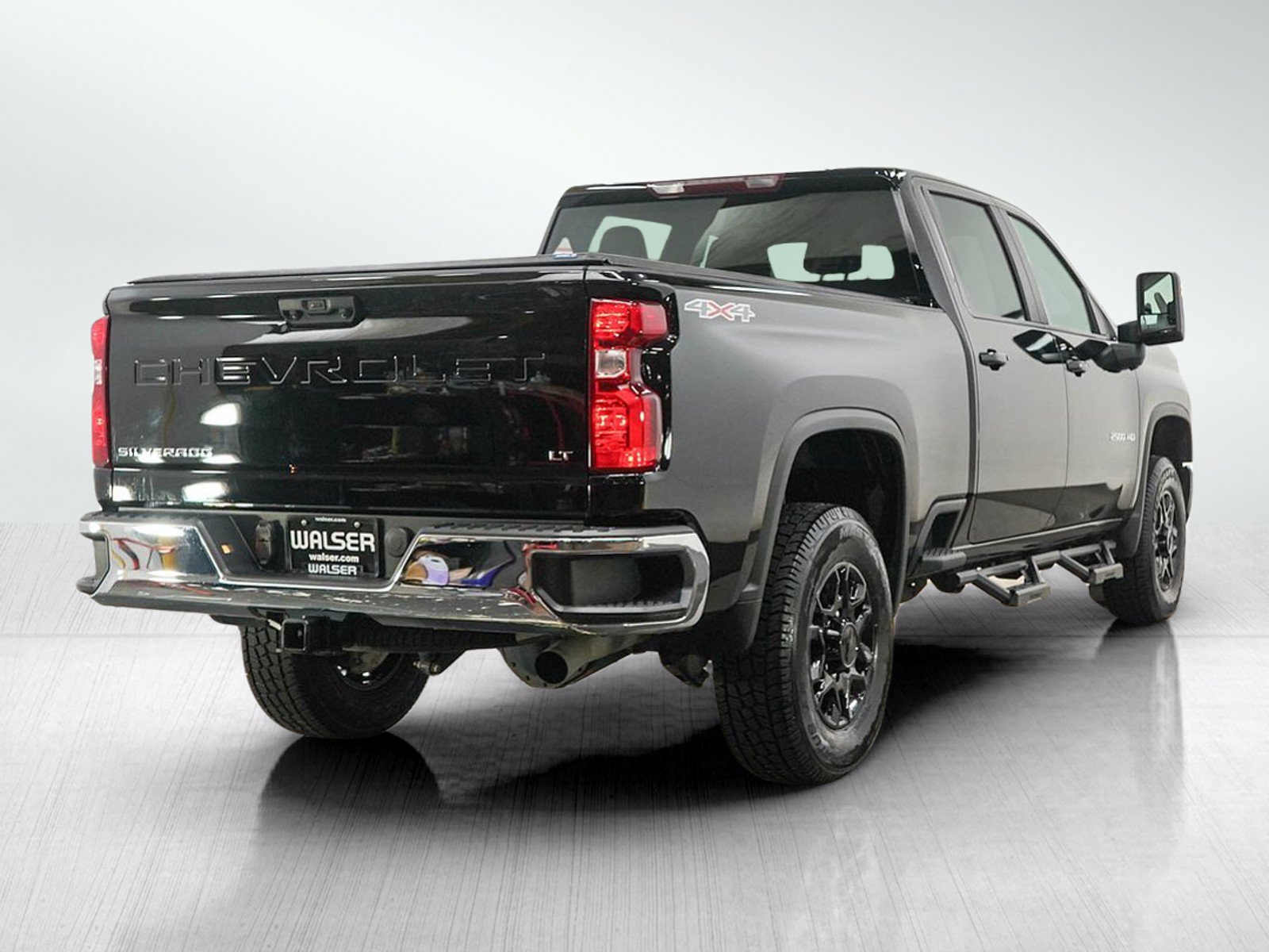 Used 2024 Chevrolet Silverado 2500 LT w/ Convenience Package AWD/4WD image 5