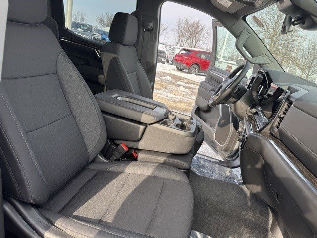 Used 2025 Chevrolet Silverado 1500 LT image 34