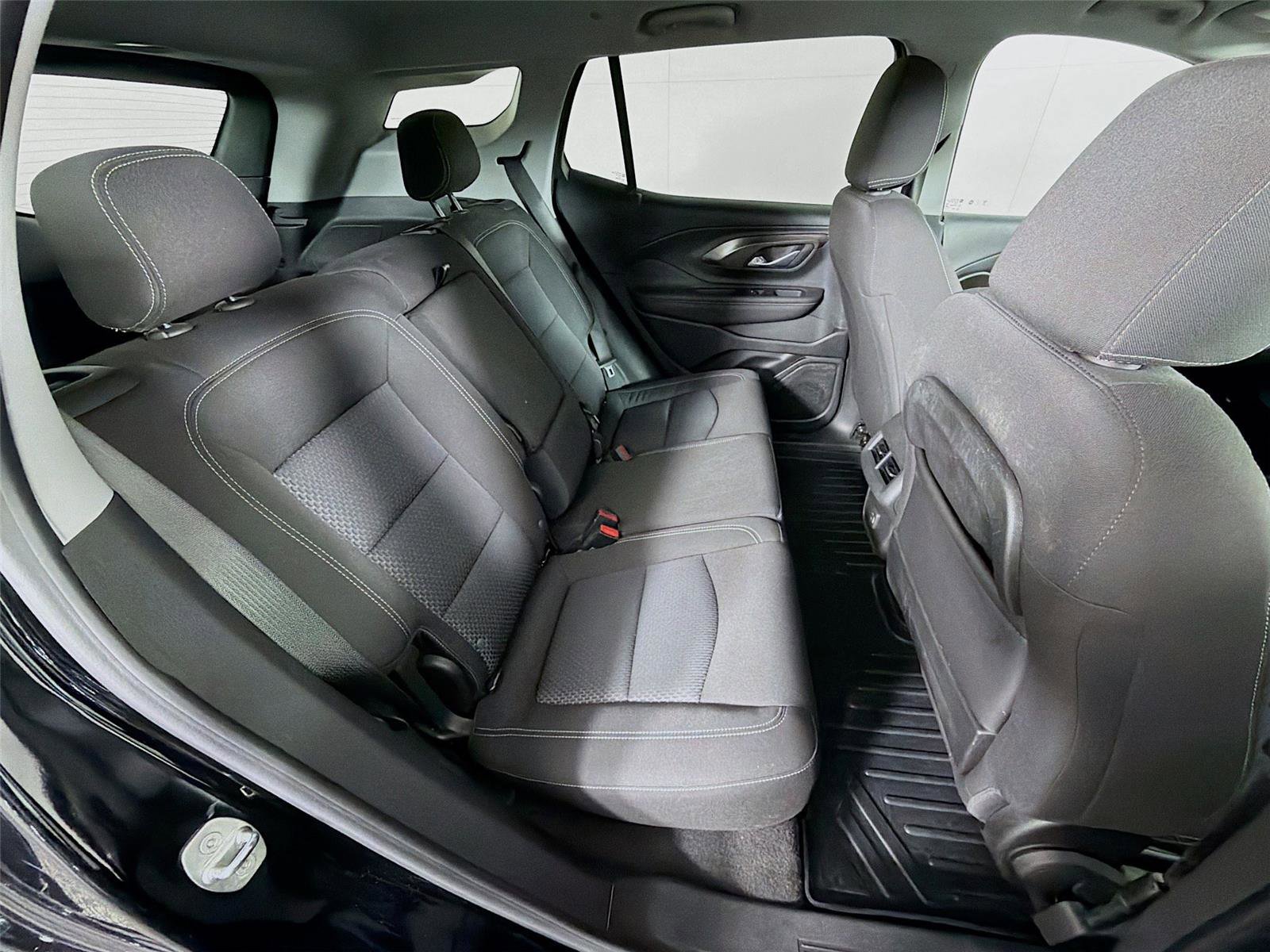 Used 2022 GMC Terrain SLE w/ Driver Convenience Package image 25