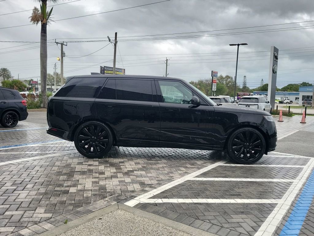 New 2026 Land Rover Range Rover Long Wheel Base SV image 6