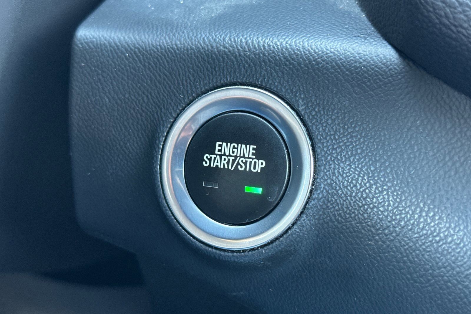 Certified 2022 GMC Terrain SLT w/ Infotainment Package II image 23