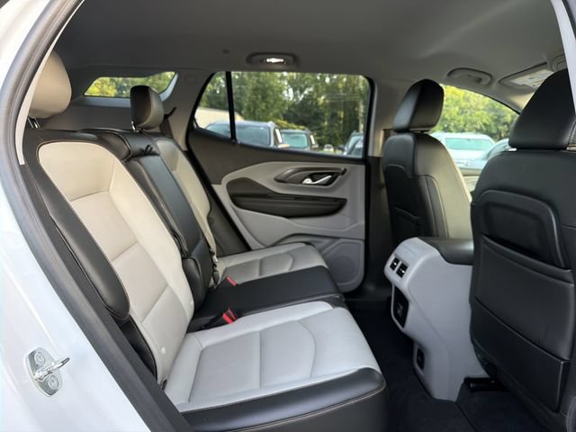 Used 2020 GMC Terrain SLT w/ Preferred Package FWD image 16
