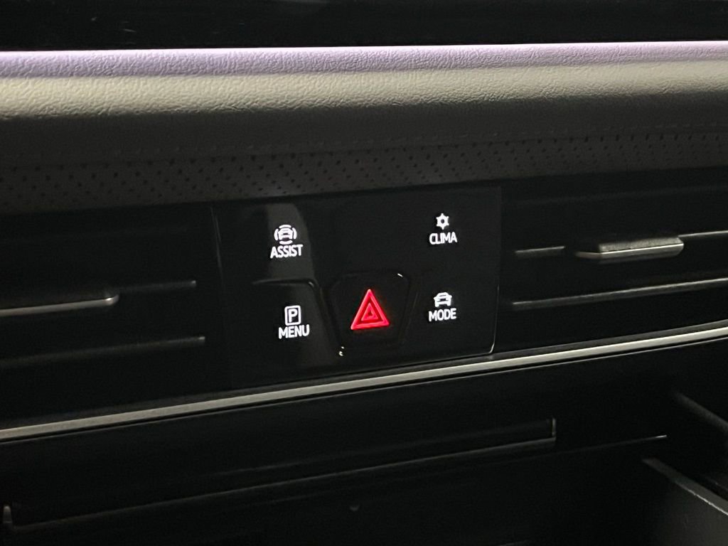 New 2026 Volkswagen Atlas Peak Edition AWD/4WD image 11