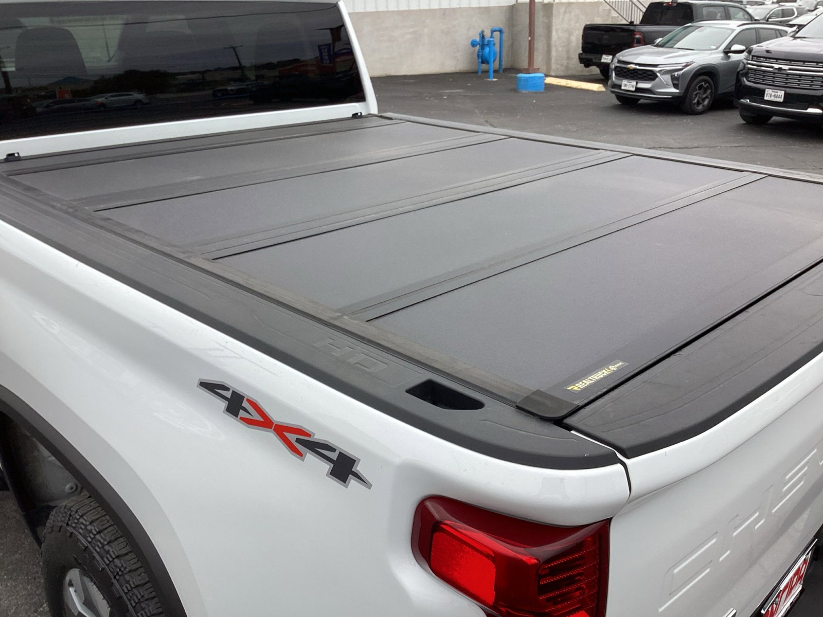 Used 2024 Chevrolet Silverado 2500 Custom w/ Custom Convenience Package image 17