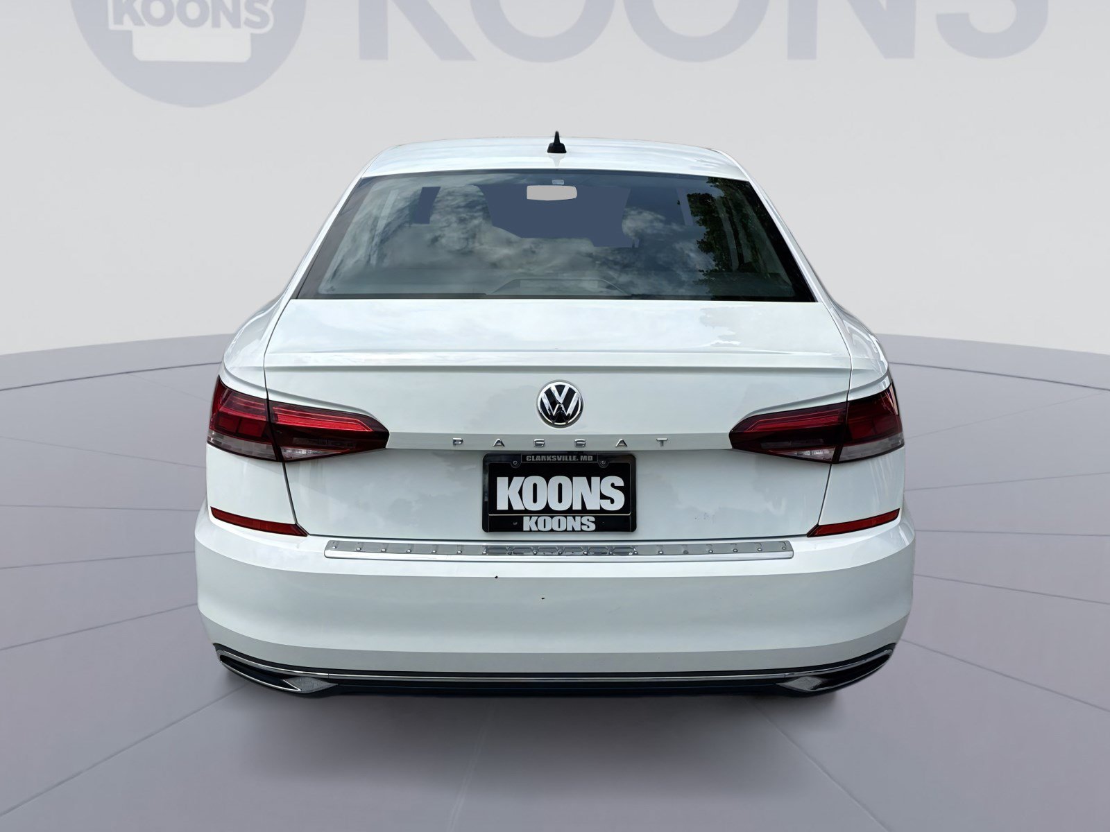 Used 2021 Volkswagen Passat 2.0T SE FWD image 5