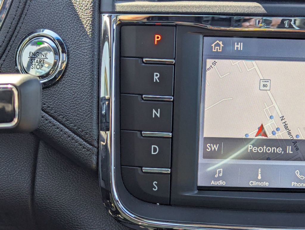 Used 2020 Lincoln Continental AWD w/ Premium Package image 18