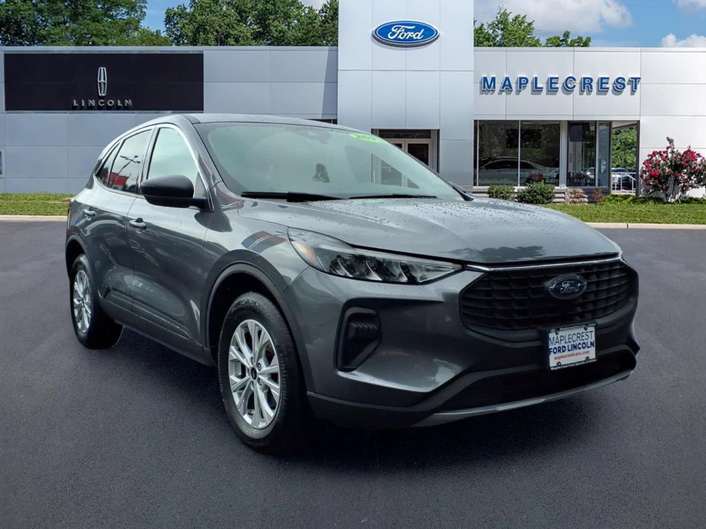 Certified 2023 Ford Escape Active AWD/4WD image 1