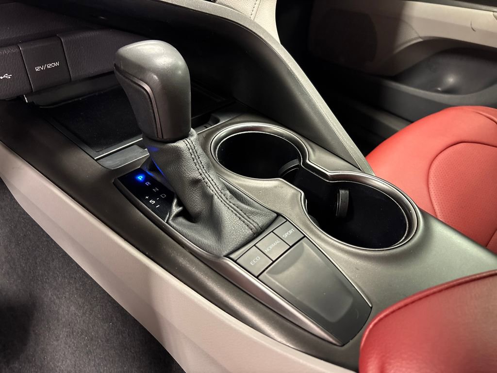 Used 2024 Toyota Camry SE w/ Convenience Package FWD image 40
