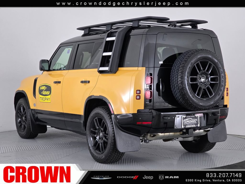 Used 2022 Land Rover Defender 110 X-Dynamic SE AWD/4WD image 5