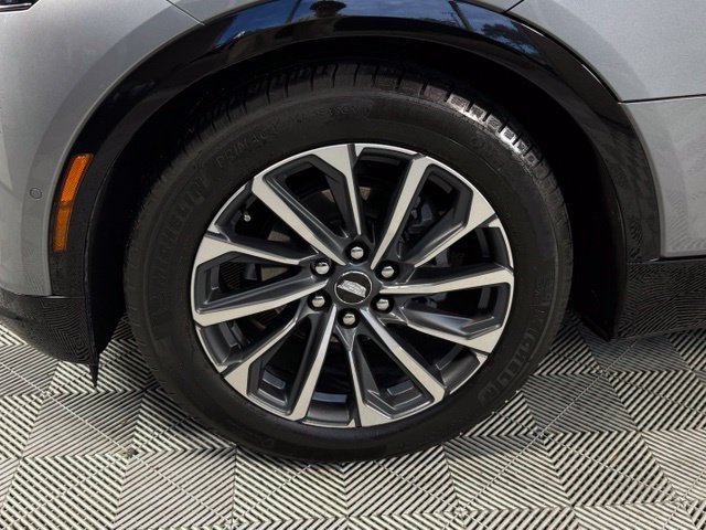 Certified 2024 Cadillac Lyriq Sport RWD image 15