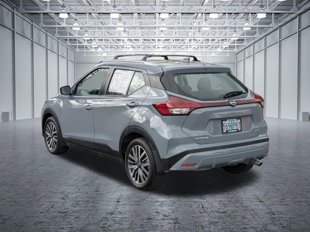 Used 2023 Nissan Kicks SV w/ Interior Electronics Package FWD image 3